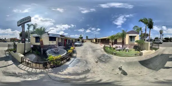 Apache Inn 10